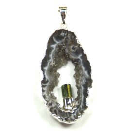 Achat Geode versilbert mit grünem Turmalin