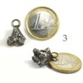 Meteorit Anhänger Abbildung 3 mit 1 Euro Stück