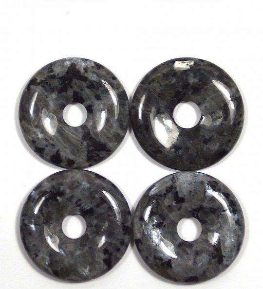 Larvikit Granit Donut Durchmesser ca. 3 cm Bohrung ca. 6 mm