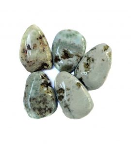 Larimar Trommelstein gebohrt verschiedene Einzelstücke