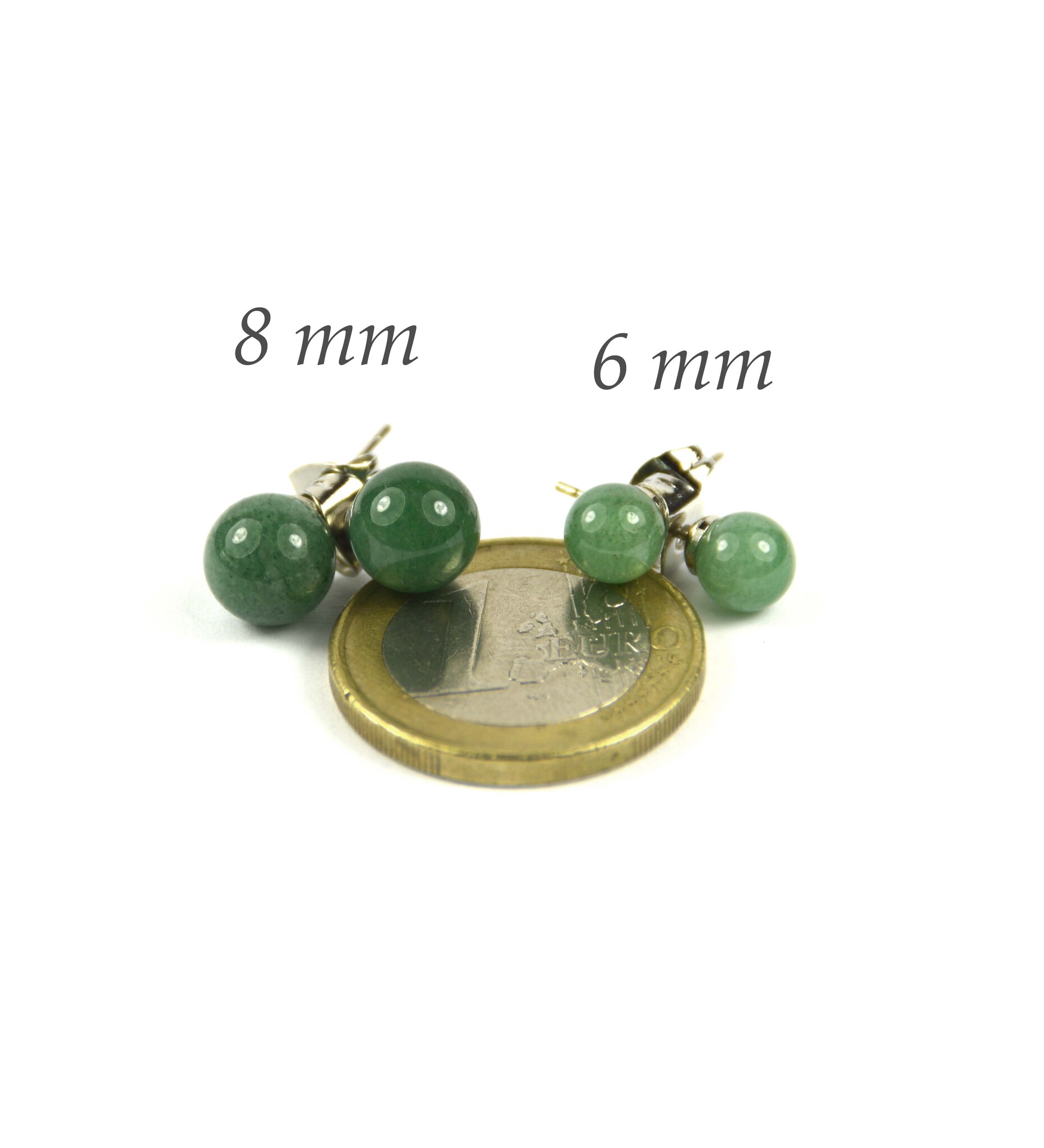 zwei Paar Kugel-Ohrstecker Aventurin 6 und 8 mm mit 1-Euro-Stück