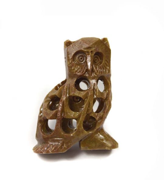 Eule Undercut 5 cm aus Speckstein.