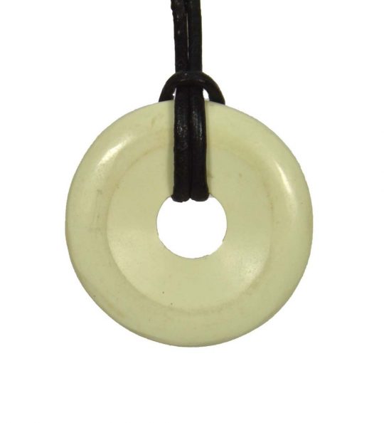 Zitronenchrysopras Donut Durchmesser ca. 3 cm Bohrung ca. 8 mm