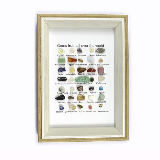 Steinsammlung gerahmt