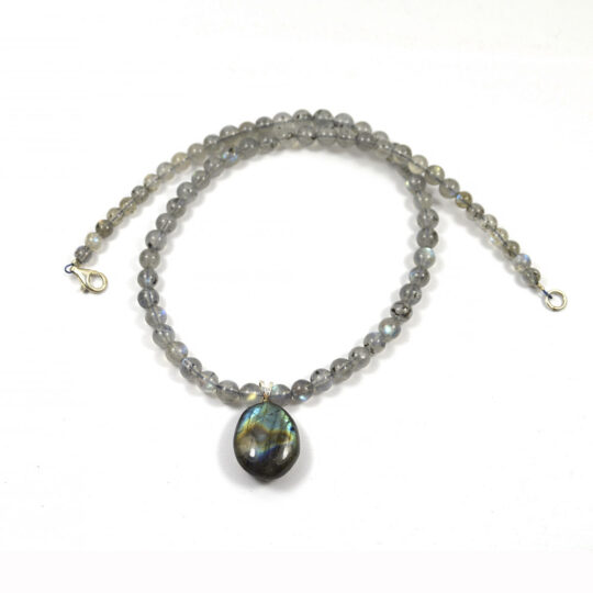 <p>Labradorit Schmuck Set Kette Armband und Ohrringe</p>