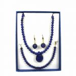 <p>grünes Malachit Geschenk Set Kette Armband und Ohrringe</p>
