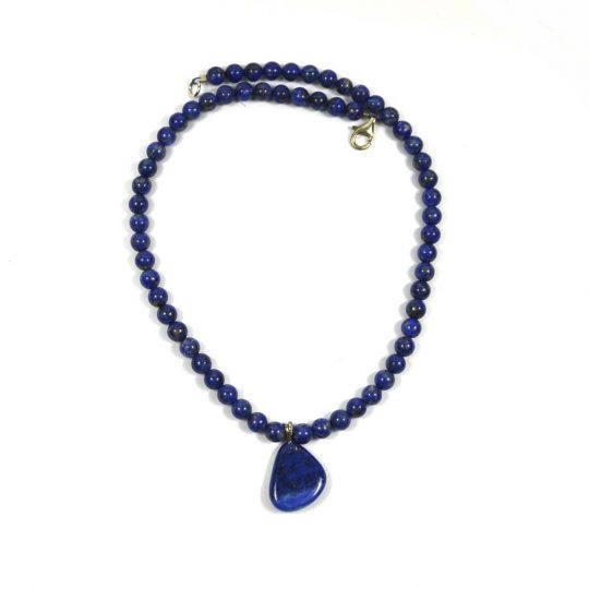 <p>blaues Lapislazuli Schmuck Set Kette Armband und Ohrringe</p>
