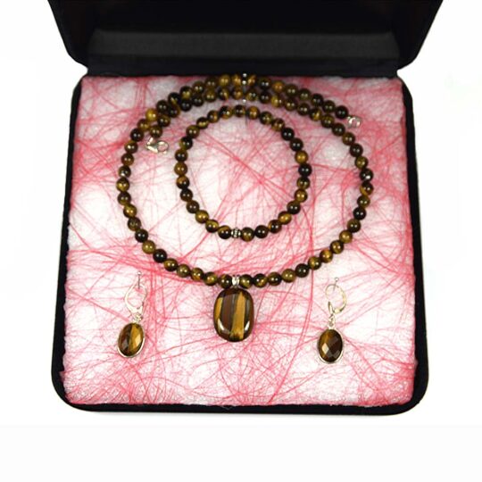 <p>gelb braun schimmerndes Tigerauge Schmuck Set Kette Armband und Ohrringe</p>