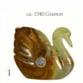 Schwan aus Onyx Marmor Abb. 1 rechte Seite mit Grammzahl und 1 Euro Stück zum Größenvergleich